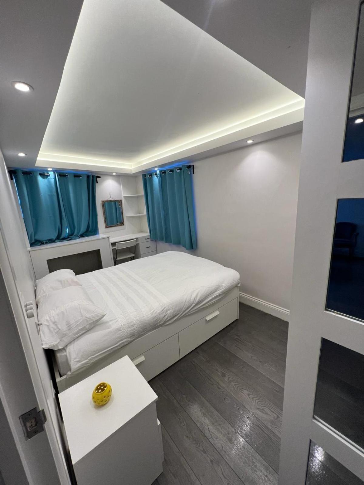 Lovely Chelsea Entire Apartment London City Exterior foto