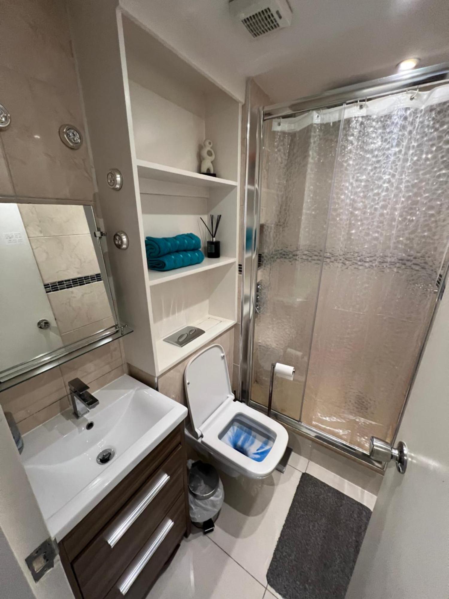 Lovely Chelsea Entire Apartment London City Exterior foto